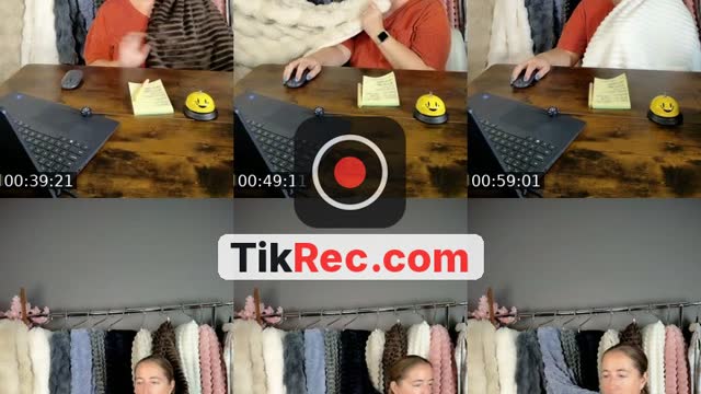 TikTok live: Cozy Season🥰 by @traci.talks.too