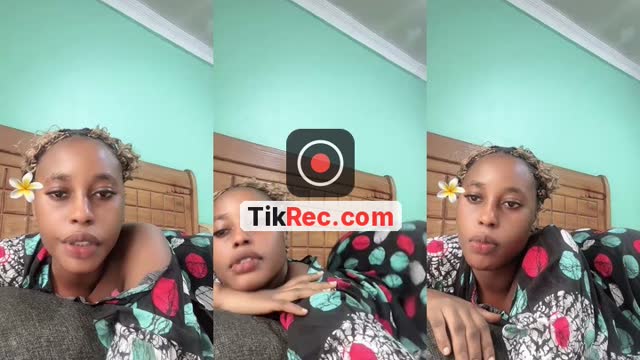 @myphina666 TikTok live