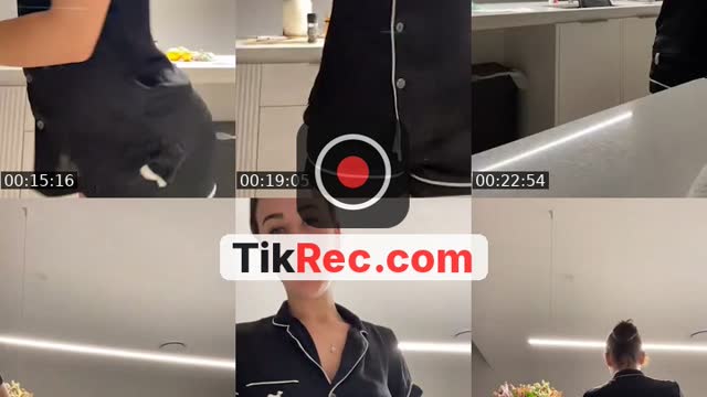 @defnotjuilia TikTok live from 2026-10-05