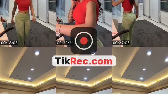 @melekazad114 TikTok live from 2026-10-05