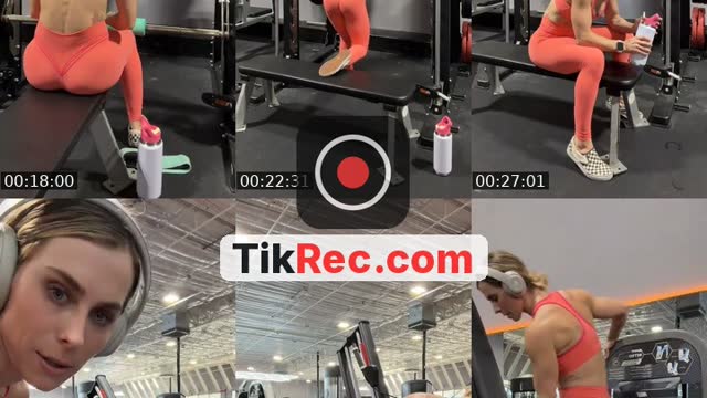TikTok live: Leg day 🍑 by @alexthefitmom
