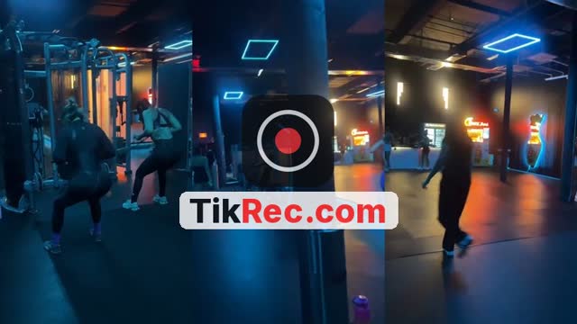 @bodyonpoint__ TikTok live