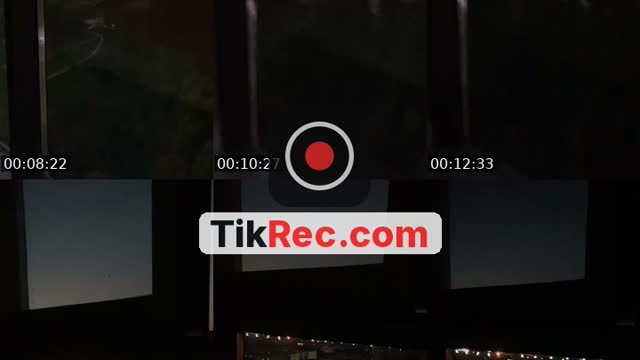 @momo347230 TikTok live from 2026-10-06