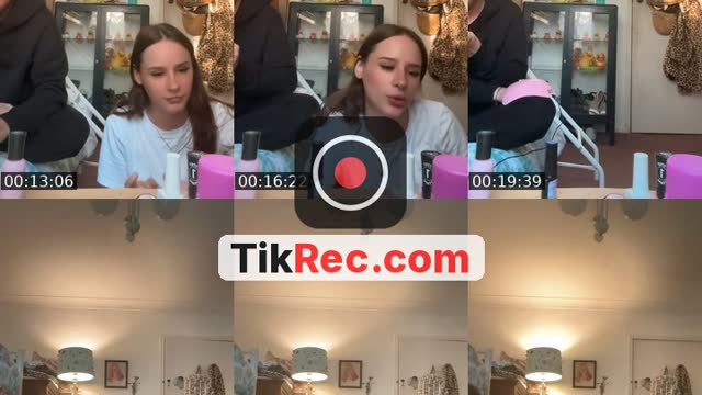 TikTok live: 💕💞 by @haytchhh4