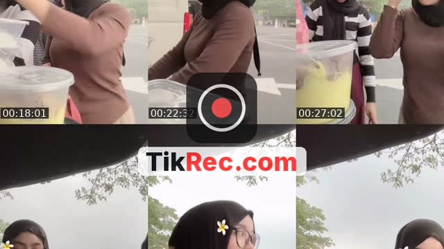 TikTok live: Laksa kolanerang by @nrlnajwaae