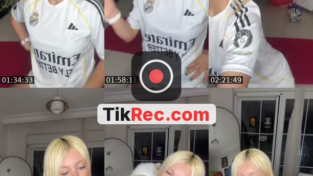 TikTok live: Evde gobek boyle caliş by @misshoca1