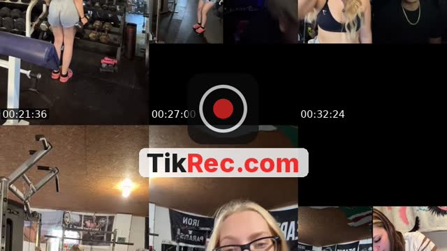 TikTok live: Hiii by @natisha_99