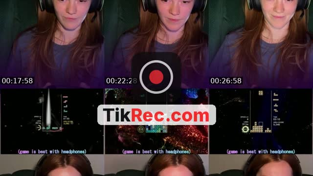 TikTok live: playing tetris effect!! by @dalanietaylor
