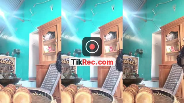 @_dyywa TikTok live