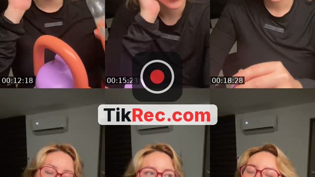 TikTok live: CHAKO LAB 🇰🇷 unboxing by @karlajacquelinee