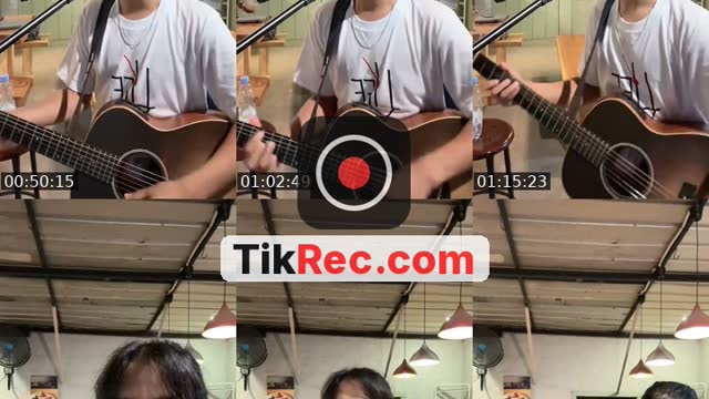 TikTok live: jakarta by @mukriz_sya