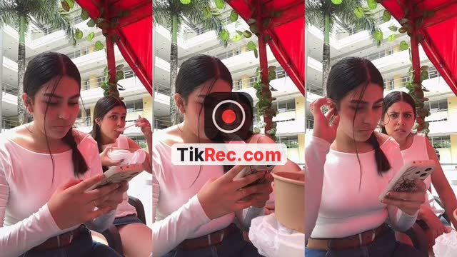 @andrea07_018 TikTok live