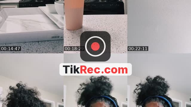 @danyelldotcom TikTok live from 2026-10-08