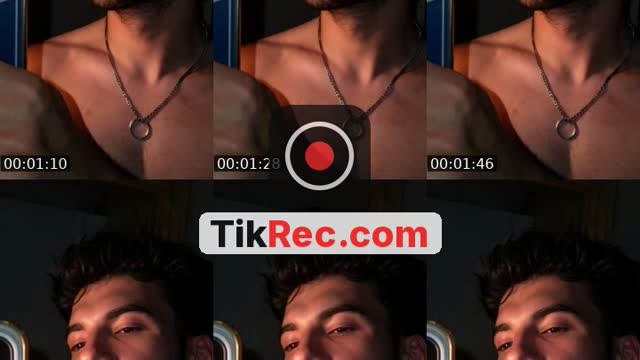TikTok live: . by @antonlpr