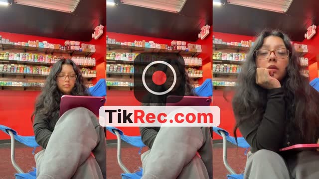 @ghostg1rl.__ TikTok live