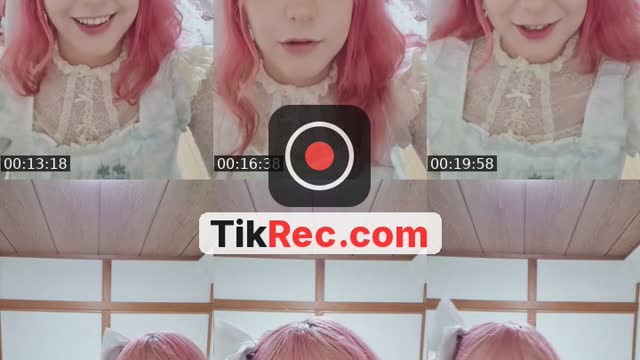 TikTok live: Let's chat 🩷 by @pomello_