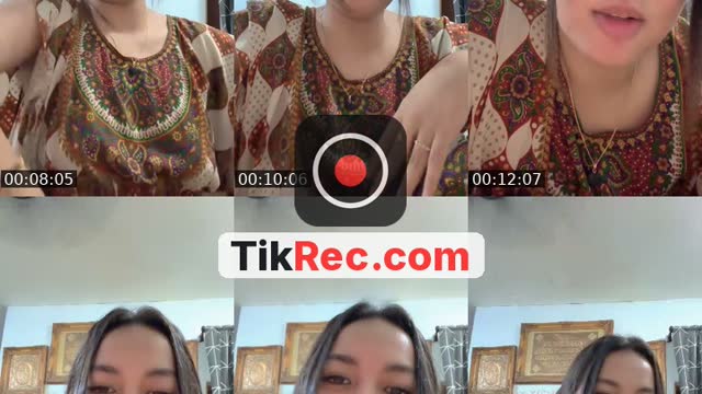 TikTok live: singgah lah by @bebyymairaa_