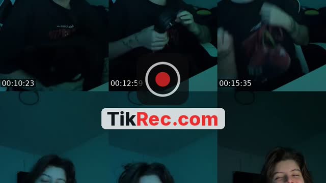 TikTok live: YO by @ashleeb66