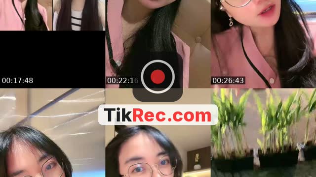 TikTok live: haloo by @nisawijayaa