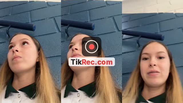 @so_fia.55 TikTok live