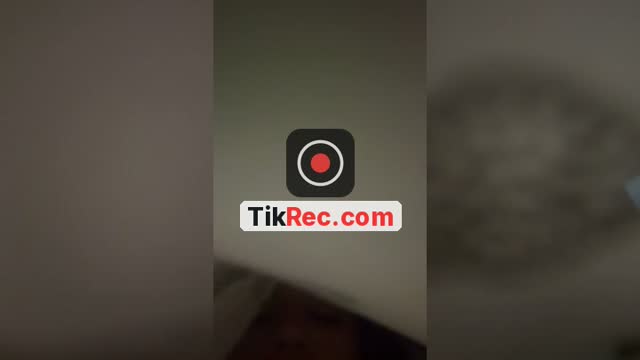@thee.onlyv_ TikTok live