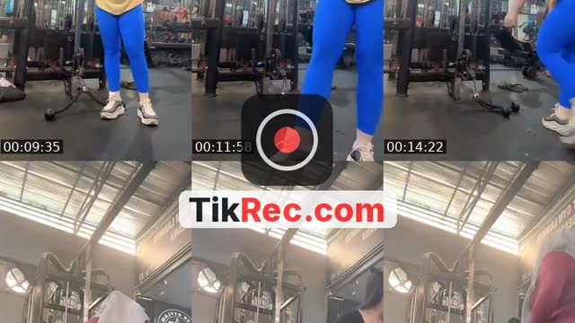 @novapuspitasari79 TikTok live