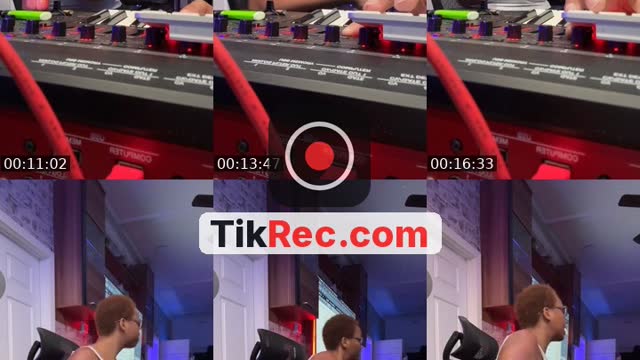 TikTok live: Chit chat by @gxrden.of.edxn.official