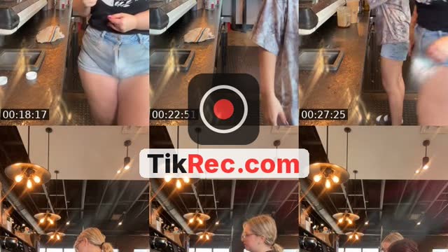 TikTok live: cook w meeee by @haylie2325