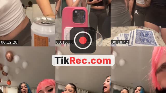 TikTok live: Joinnn by @zaqueenn25