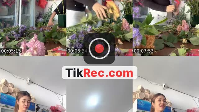 @putuliaa28 TikTok live