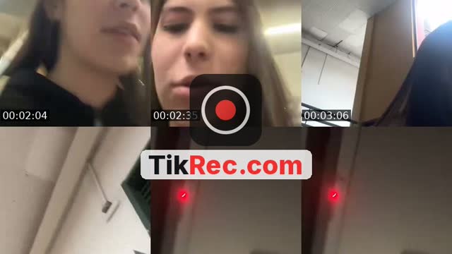 @juliaemeryx_ TikTok live
