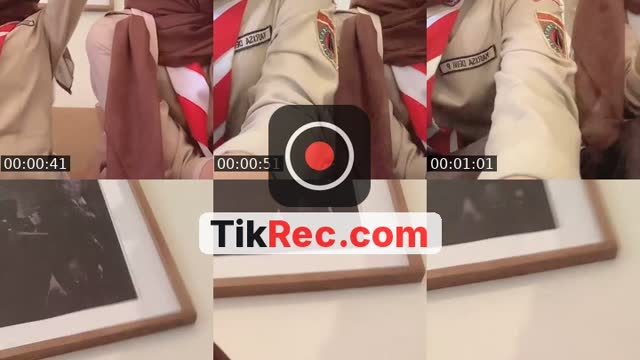 @karisadeww TikTok live