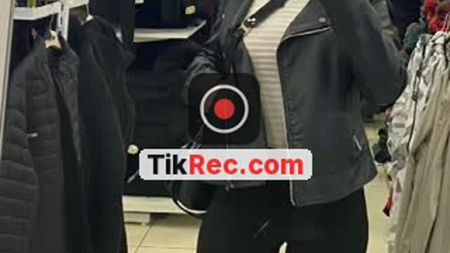 @nur_060606 TikTok live
