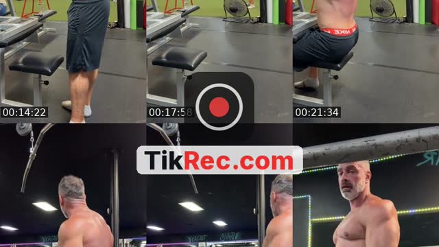 TikTok live: BAAACK by @tramfitsix