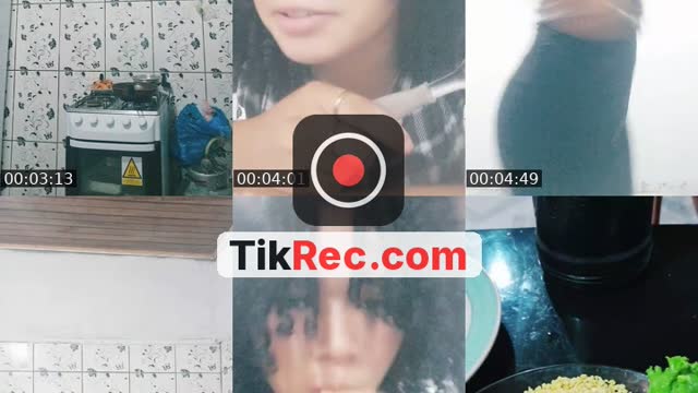 TikTok live: oiii povo by @_hillari_15