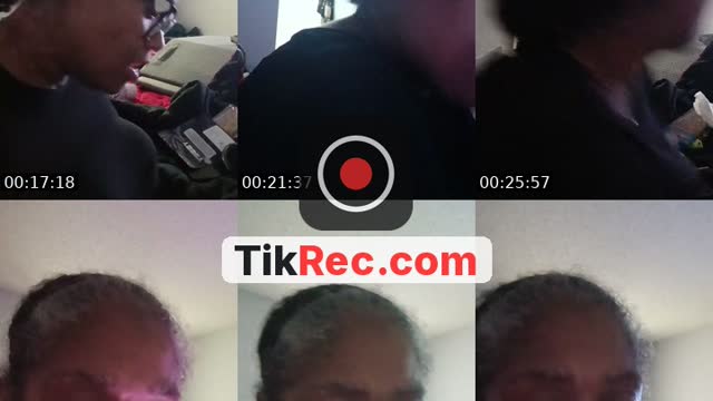 TikTok live: What Up Doe!...#detroit313 by @iammissrose62