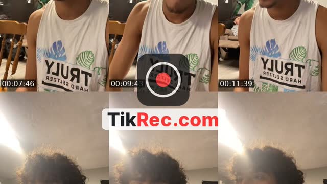 TikTok live: Chillin by @yalreknowdavibesyurrr