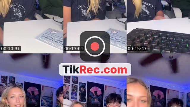 TikTok live: live w my brother by @paigesylvia1