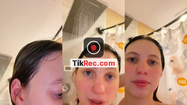 @baddiesbackup420 TikTok live