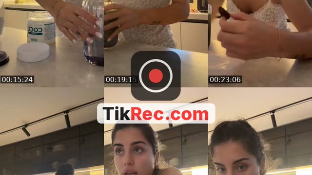 TikTok live: Buenos dias🫶 by @beatryzzgarcia