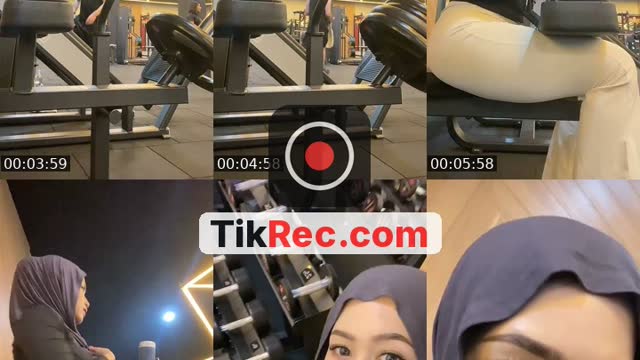 TikTok live: Gobyoss 🍑 by @sin.silf