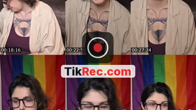 TikTok live: Suuuup nerds you feeling spooky? by @samma_ftw