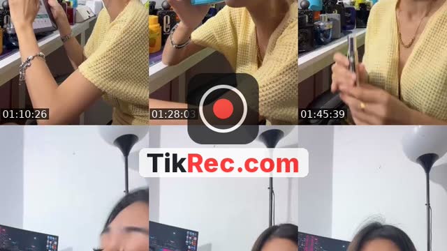 TikTok live: Ello abang akak apa cerita? by @nrmyztul_