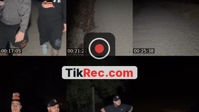 TikTok live: Buscando Al Payaso 🤡  by @disfrutontv