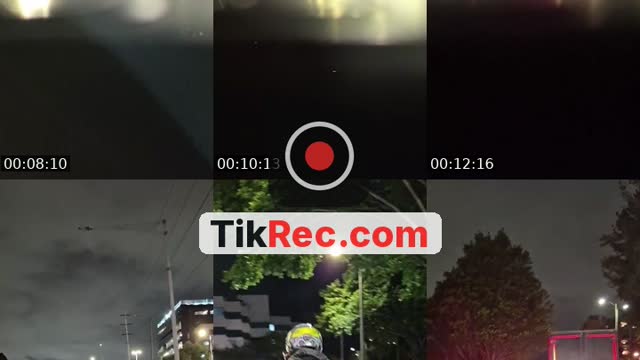 TikTok live: camellando by @alejandrol.col