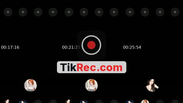 TikTok live: SOLO LIVE by @naksulixia_