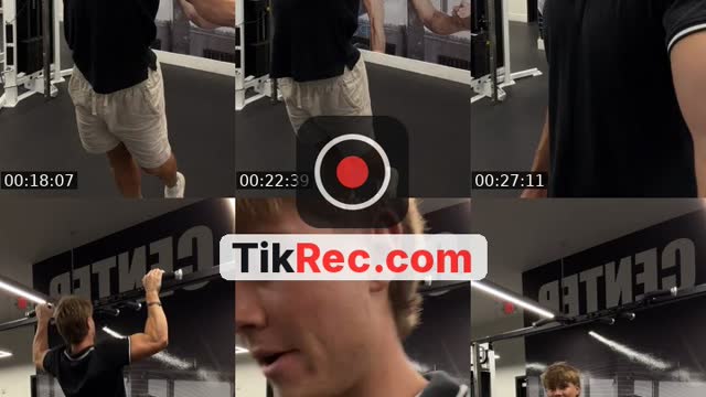 TikTok live: SAT NIGHT CHEST N BACK💪 by @callme.biggs