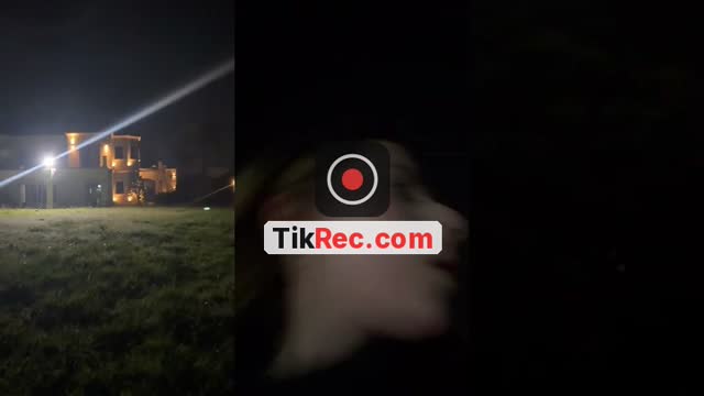 @melaniesochass TikTok live
