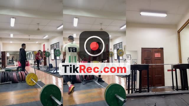 Masuk training🏋🏻‍♂️ - @bossmer56