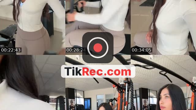 TikTok live: Acompáñame a entrenar 💗 by @od.sharolluna